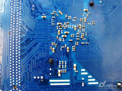 臺積電10納米芯片試產成功，開啟集成電路新紀元——從制程突破看產業發展與未來趨勢